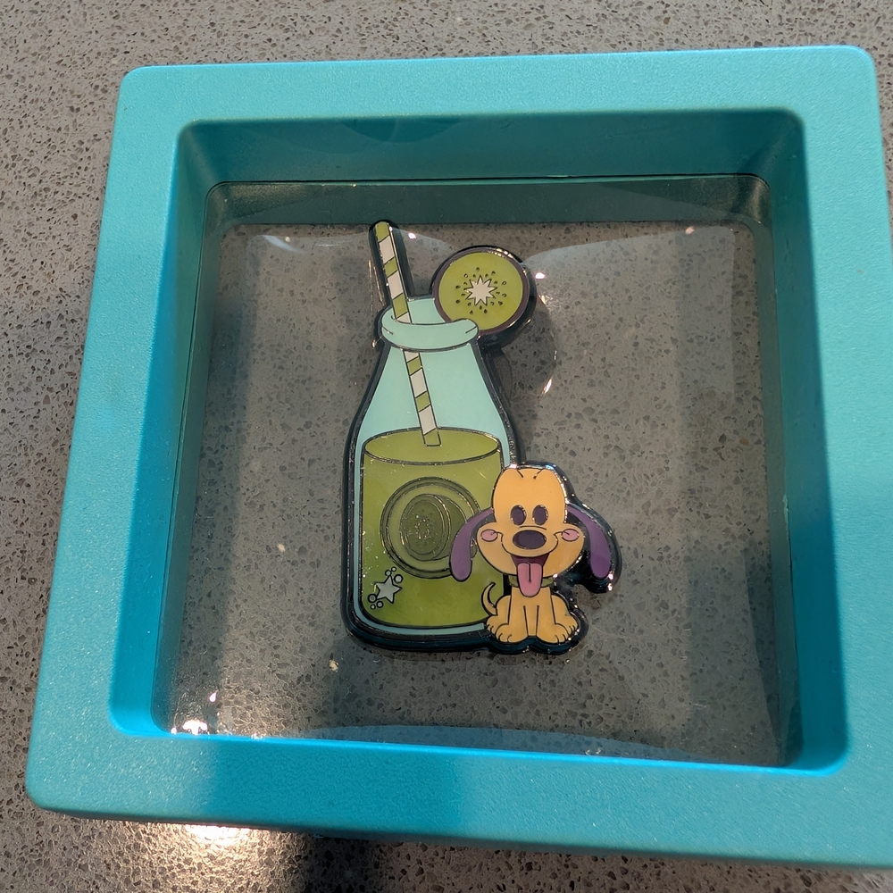 Loungefly Disney Mickey & Friends Juice Bottle PLUTO Enamel Blind Box Pin